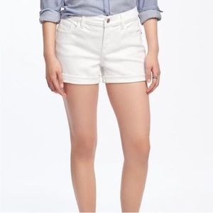 Old Navy Size 4 Bright White Boyfriend Shorts